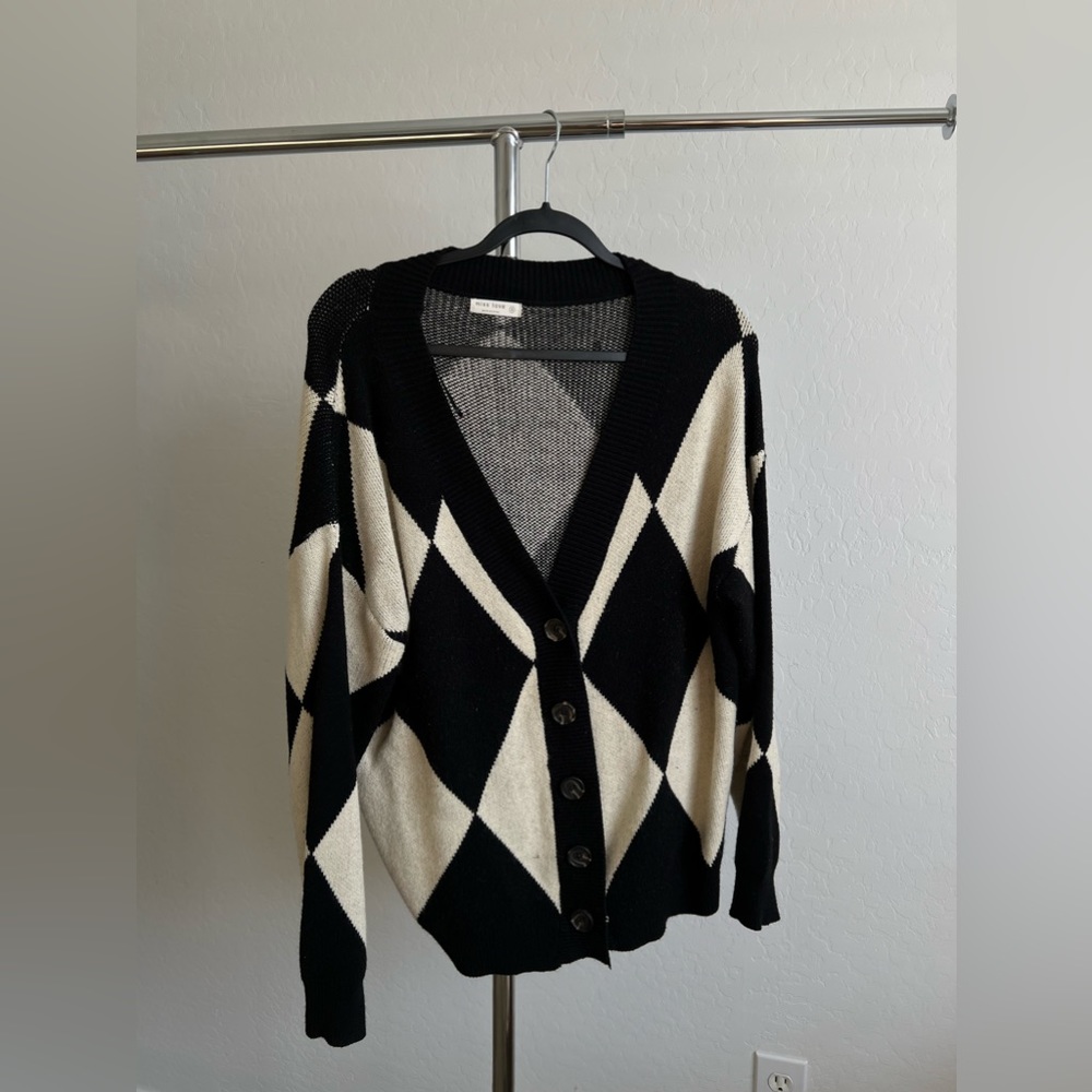 CHECKERED CARDIGAN